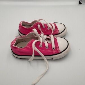 Converse Toddler Girls Size 9 Kids Pink & White Canvas Classic Sneakers